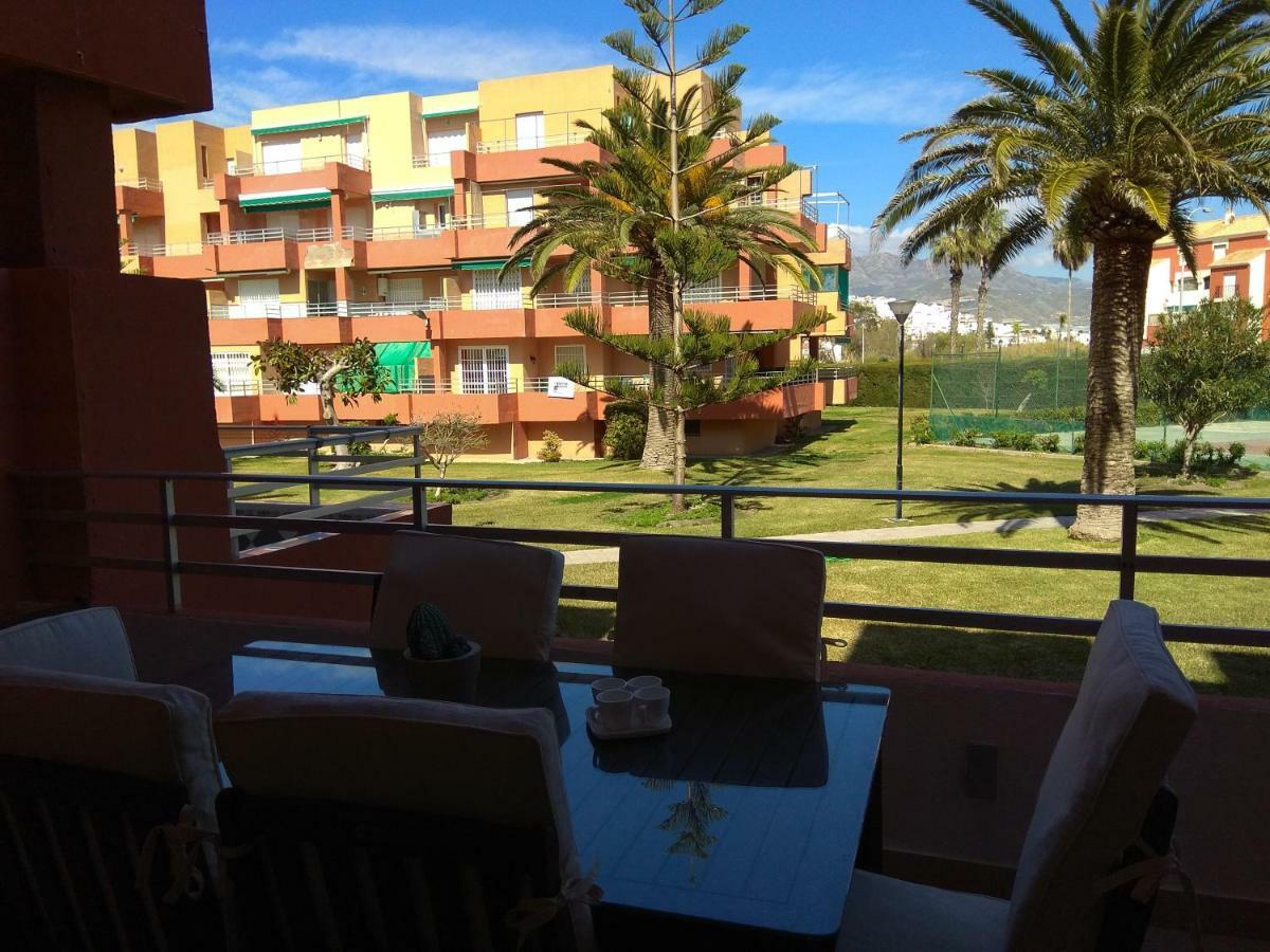 Apartamento a 150 metros del Mar, parking y Wifi Salobreña Exterior foto