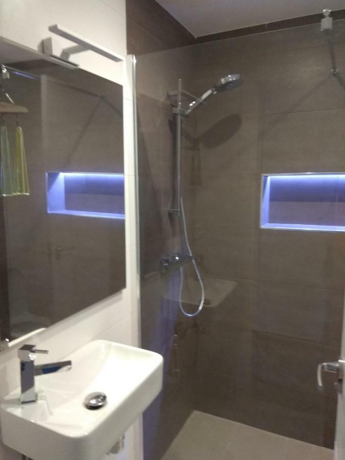 Apartamento a 150 metros del Mar, parking y Wifi Salobreña Exterior foto