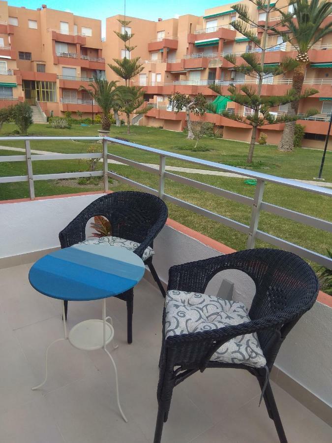 Apartamento a 150 metros del Mar, parking y Wifi Salobreña Exterior foto
