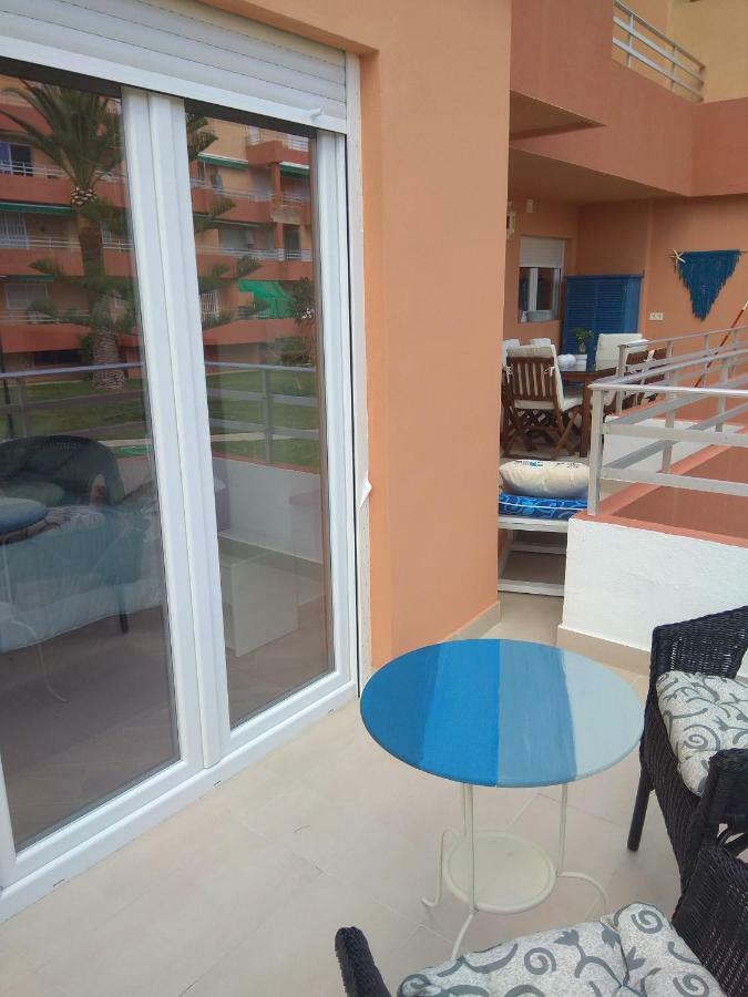 Apartamento a 150 metros del Mar, parking y Wifi Salobreña Exterior foto